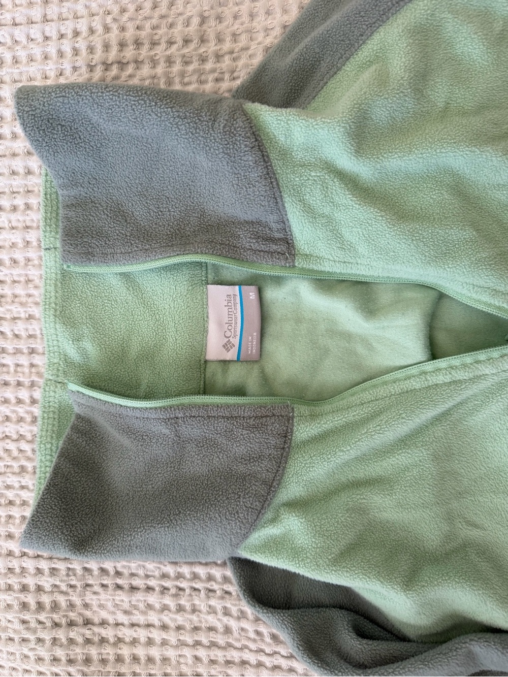 Columbia Mint and Sage Fleece Zip Pullover - Picture 2 of 3